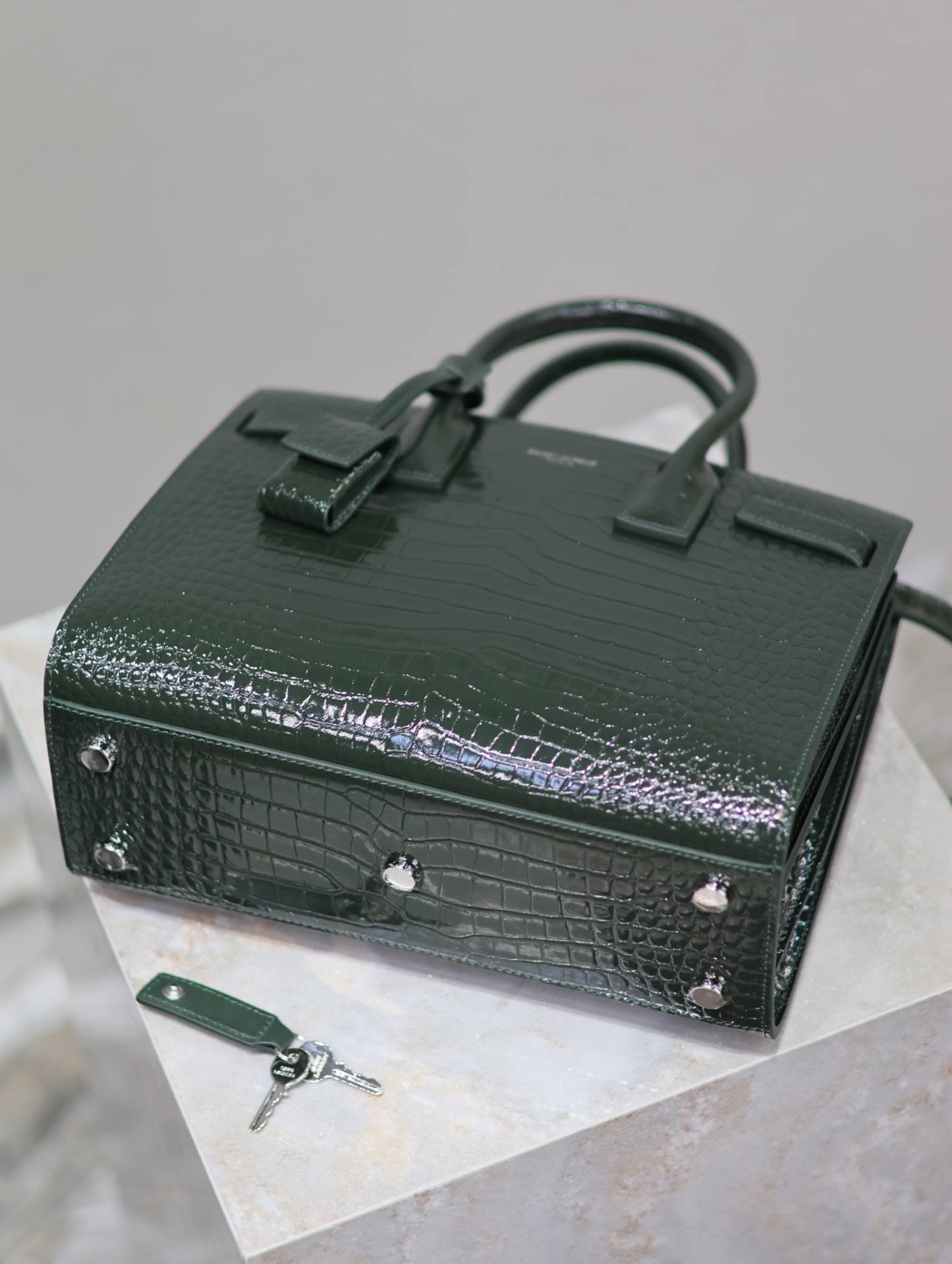 Saint LaurenX SAC DE JOUR IN CROCODILE-EMBOSSED LEATHER - BABY