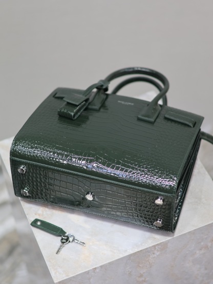 Saint LaurenX SAC DE JOUR IN CROCODILE-EMBOSSED LEATHER - BABY