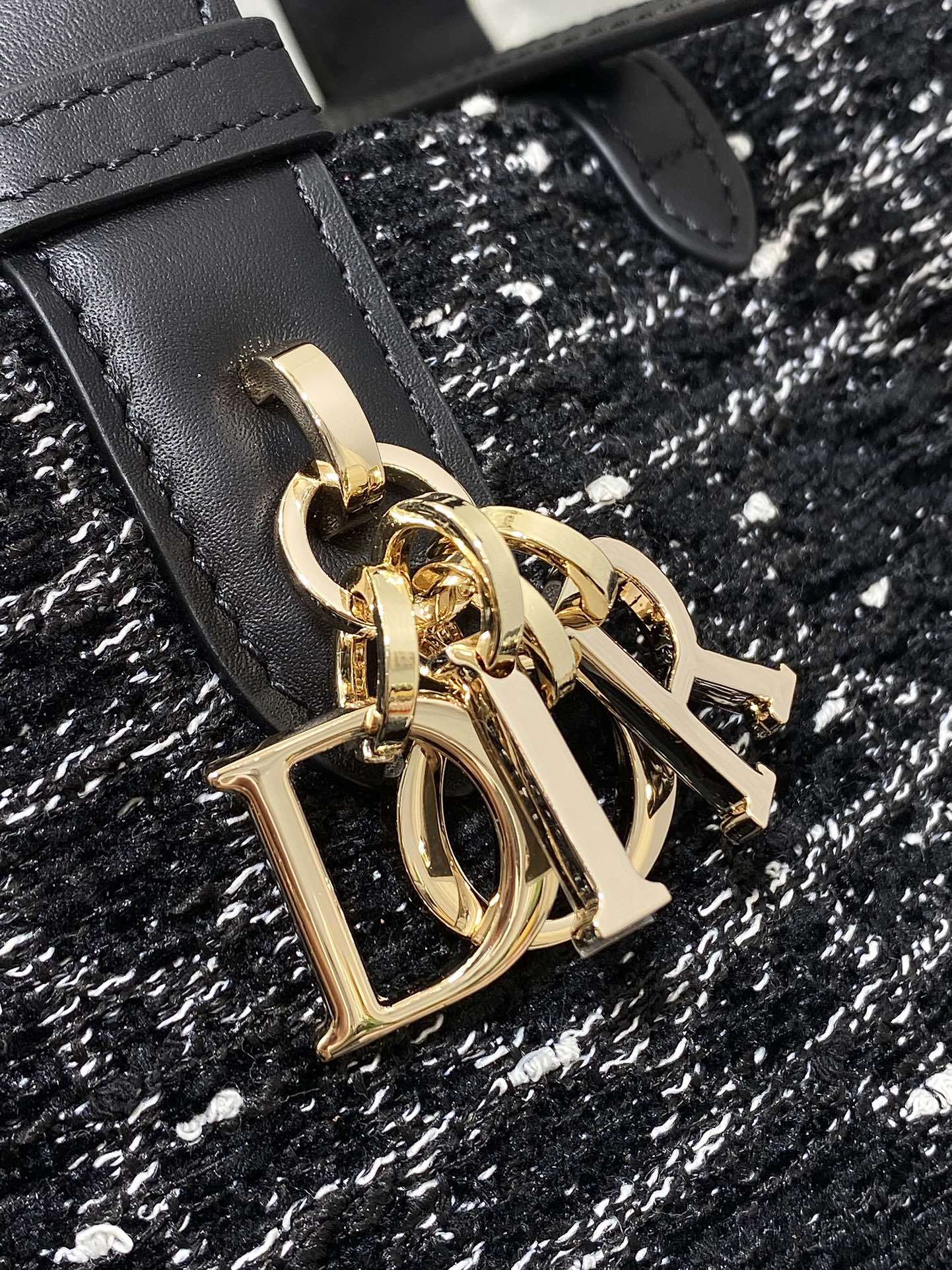 DioX toujours medium black