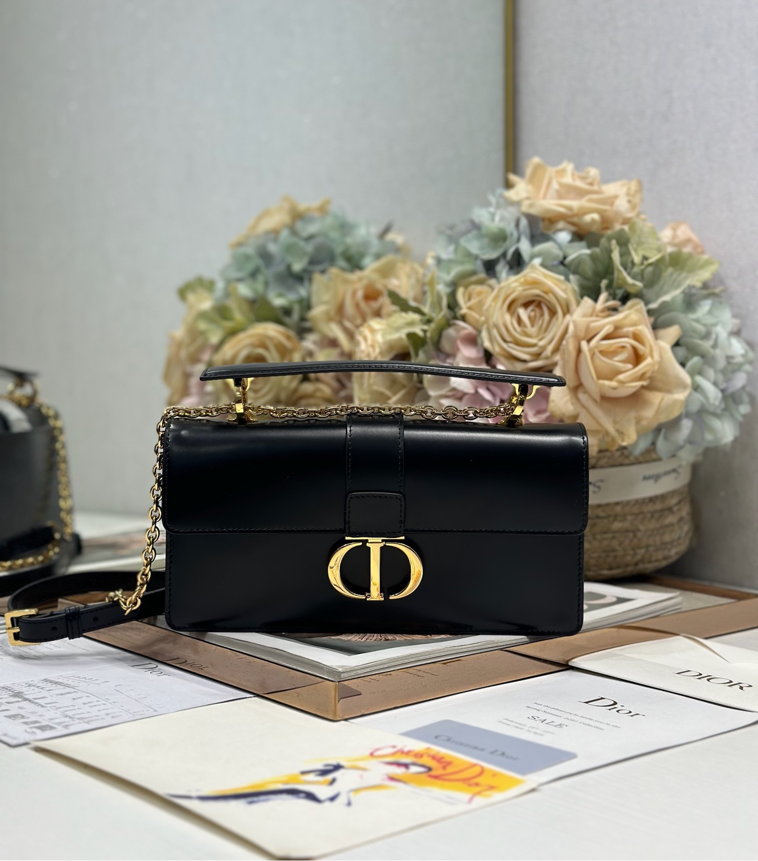 DioX 30 Montaigne Top Handle