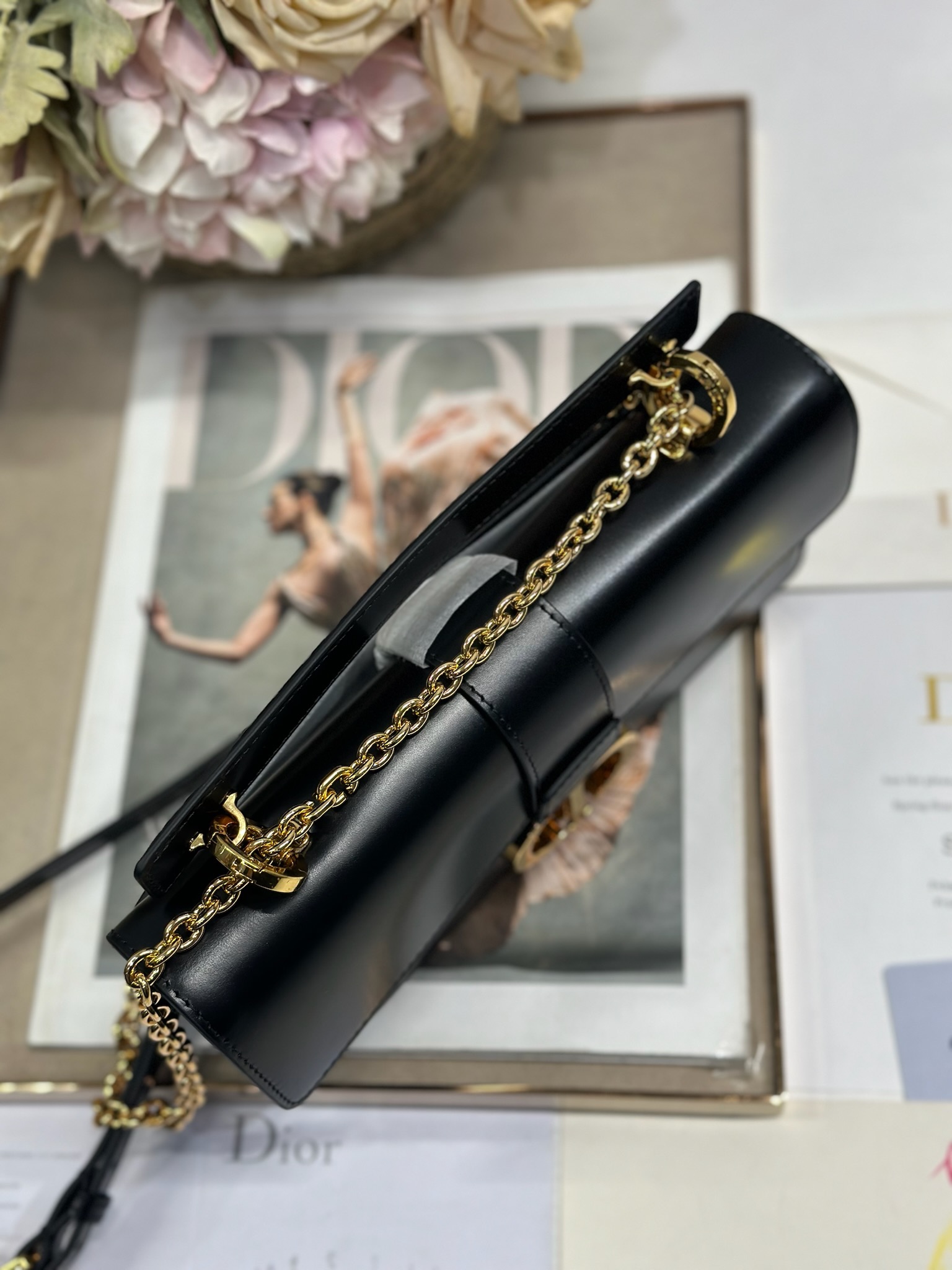 DioX 30 Montaigne Top Handle