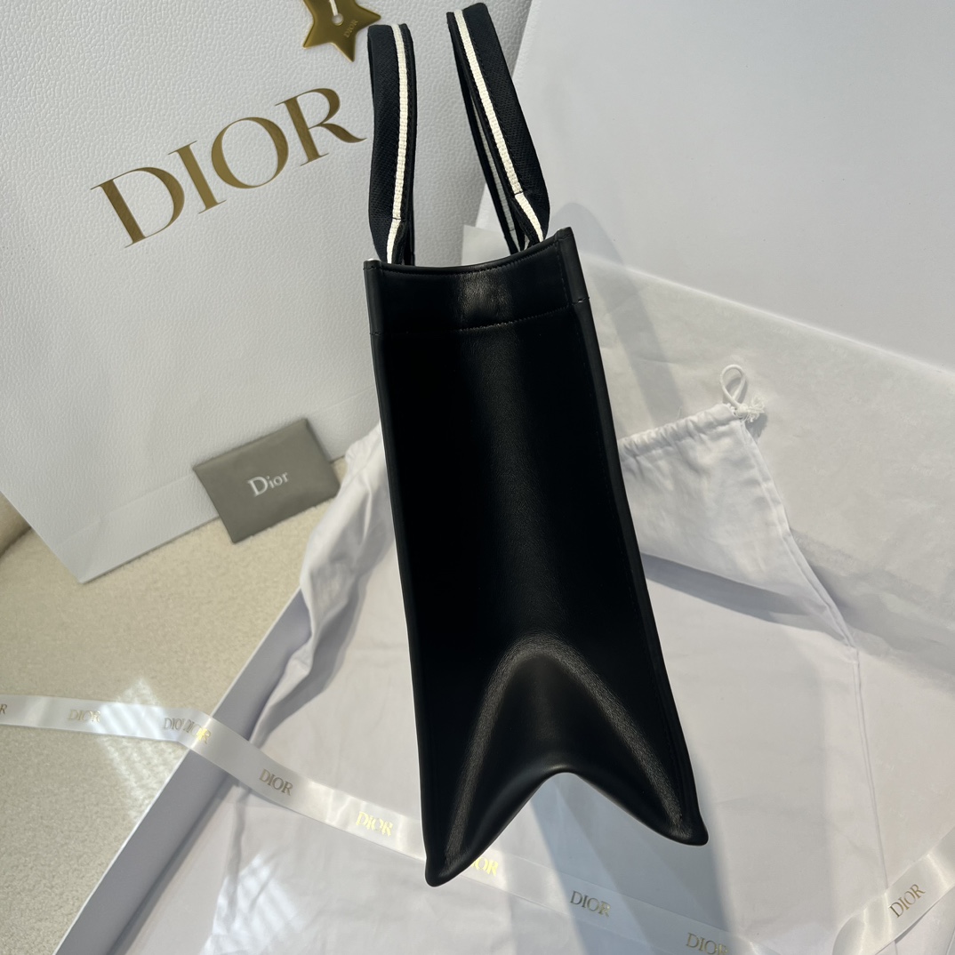 DioX BOOK TOTE (Medium)