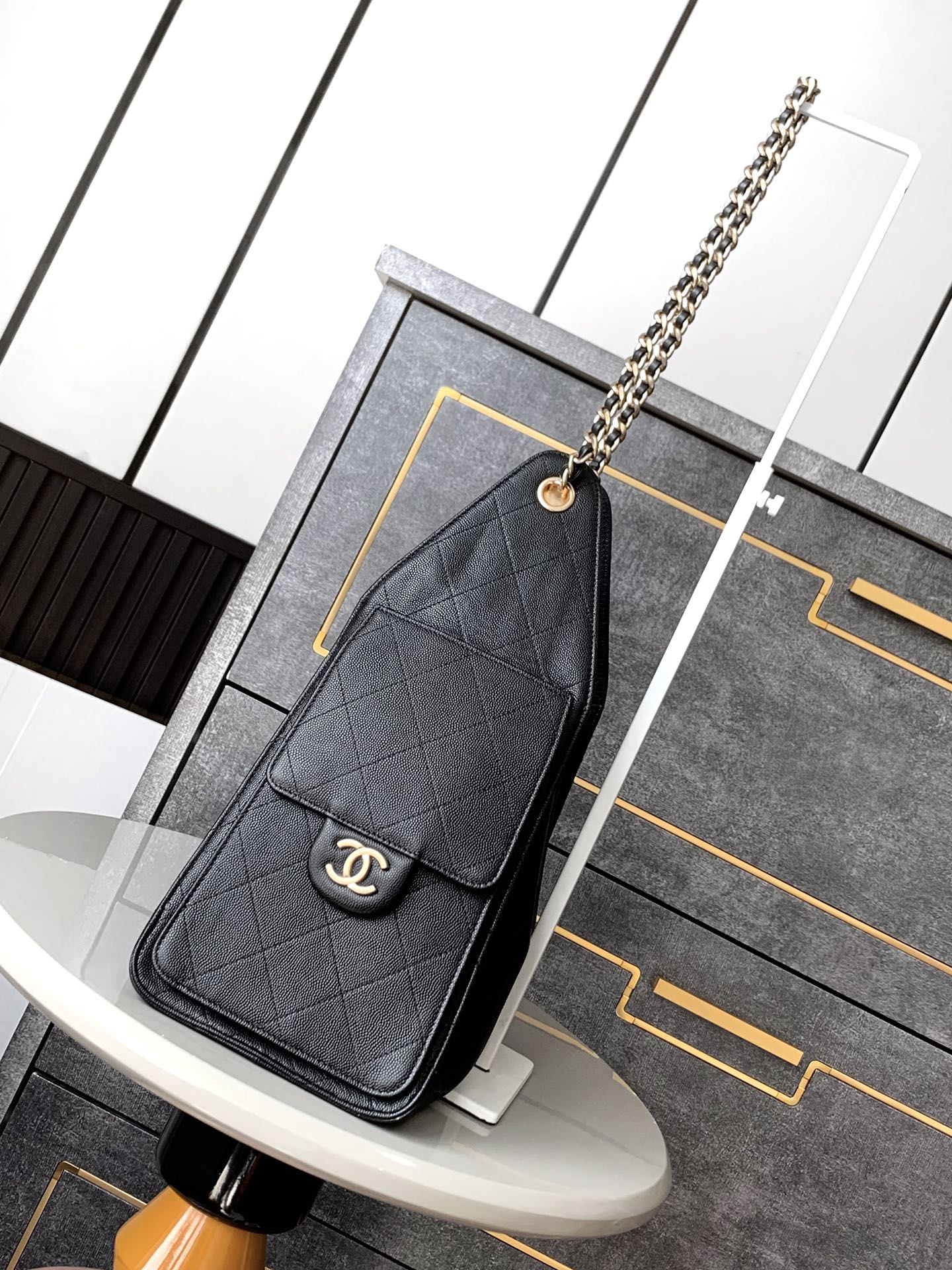 CHANEX 25A Bucket Bag