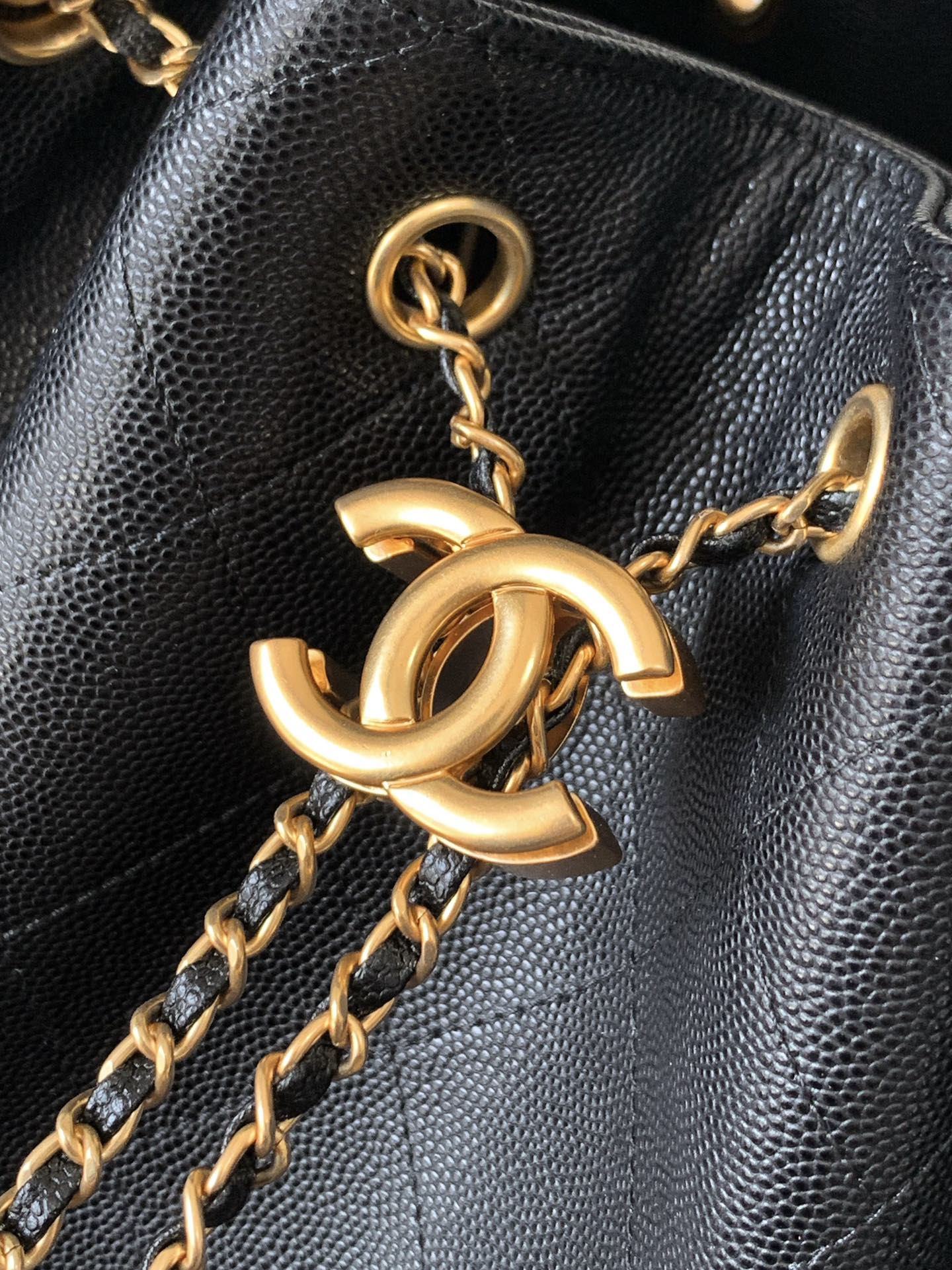 CHANEX 25A Bucket Bag