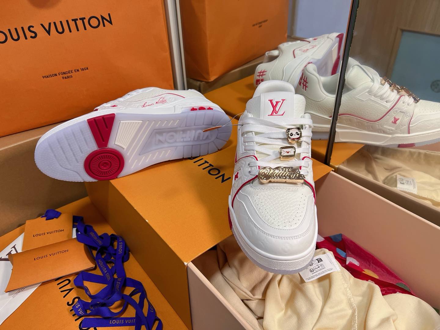 LX Trainer Couple's Sneakers (Pink/White) [Men's & Women's]