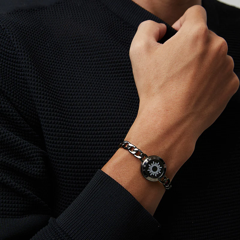 ❤️Sun & Moon Touch Bracelets with Figaro Chain【Black+Gold】👫🎁