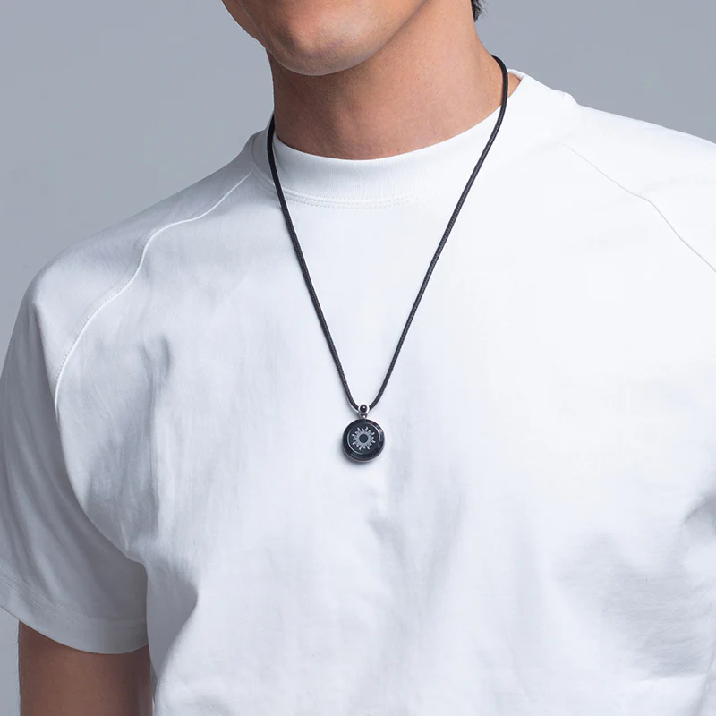 ❤️Sun&Moon Touch Necklaces with Natural Agate Set for Two – The perfect Valentine's Day gift 👫🎁