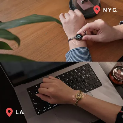 ❤️Sun & Moon Touch Bracelets with Figaro Chain【Black+Gold】👫🎁