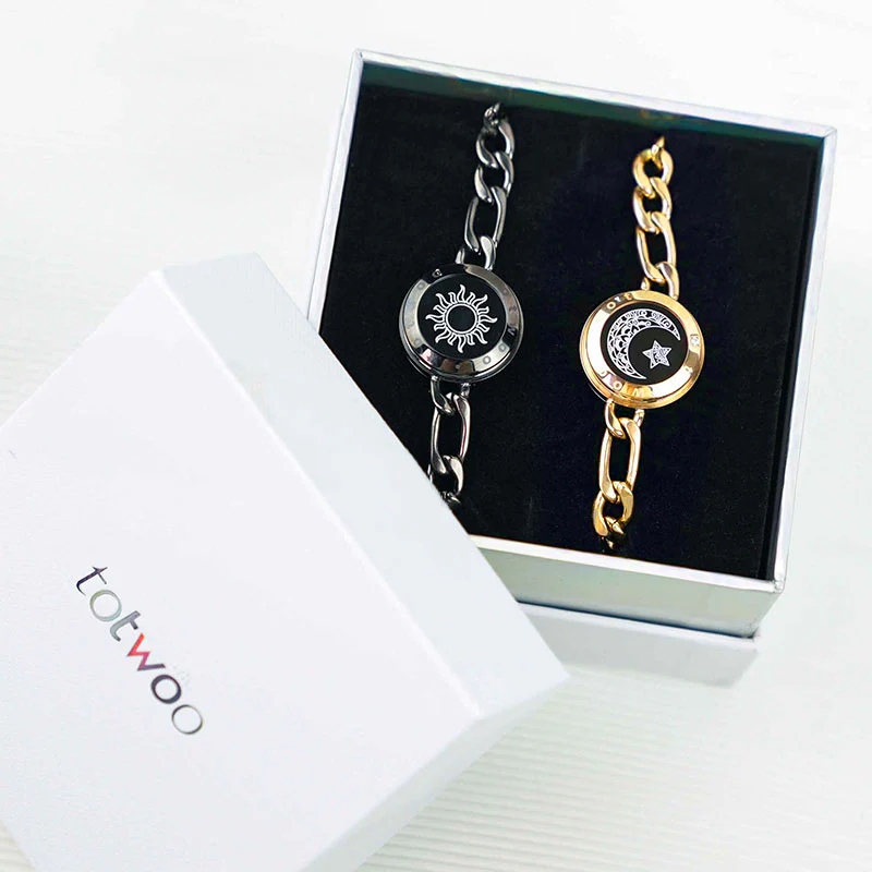 ❤️Sun & Moon Touch Bracelets with Figaro Chain【Black+Gold】👫🎁