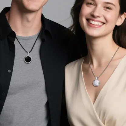 ❤️Touch Necklaces Set for Long Distance【Black+White】👫🎁