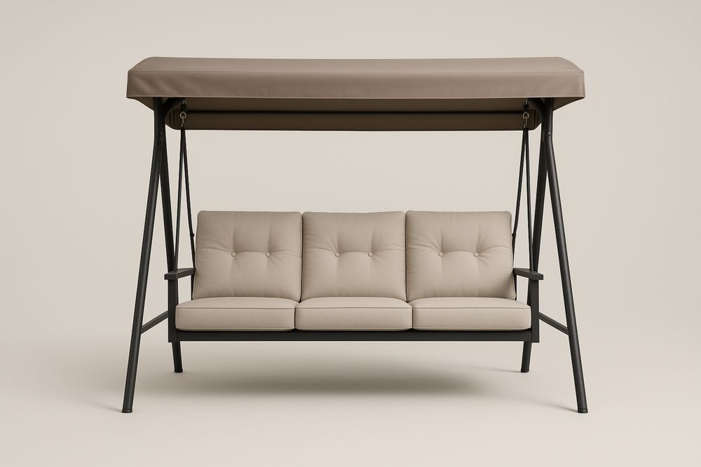 Chaise balançoire d'extérieur trois places en acier avec coussins beige