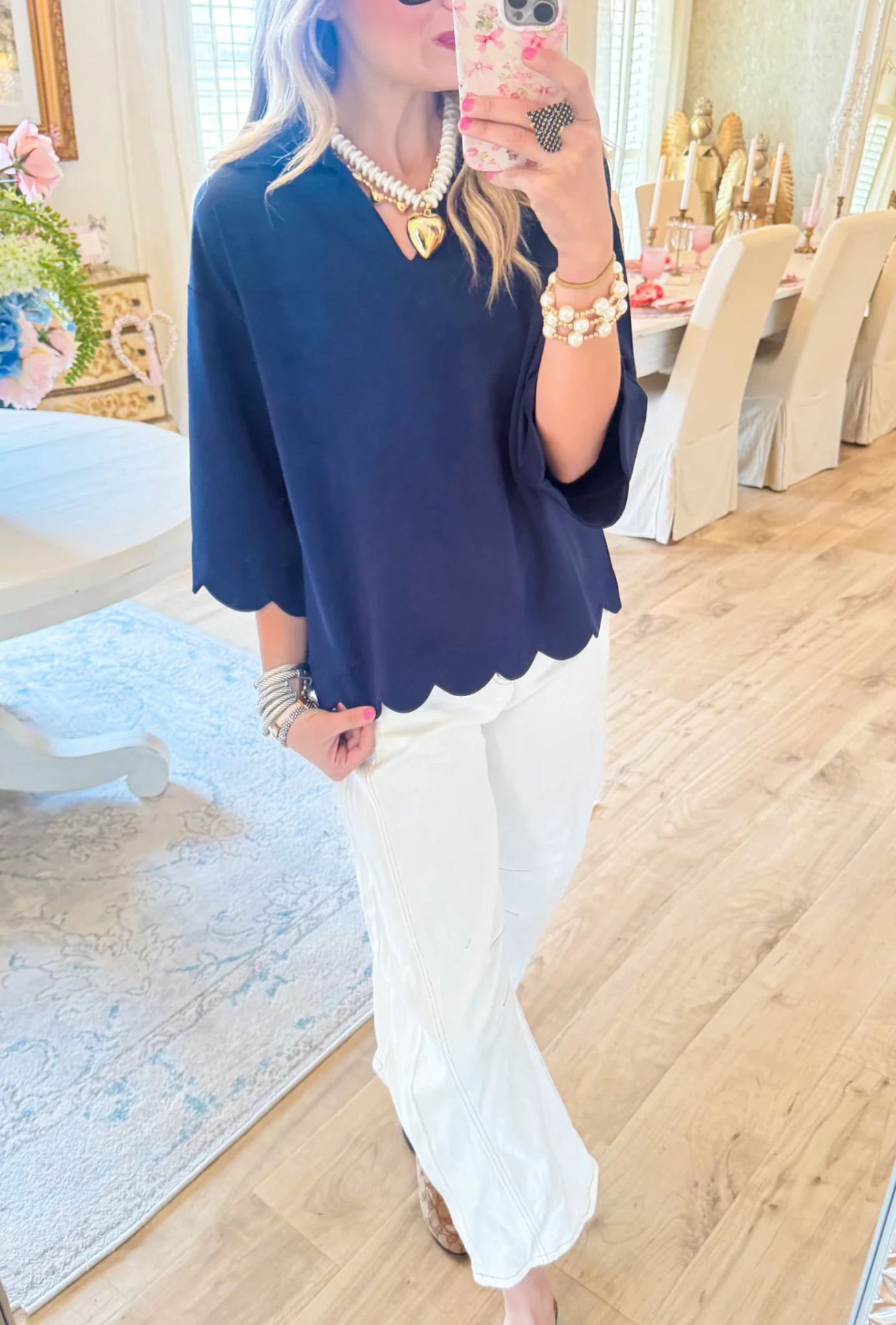 Scallop Edge Detail Solid Top