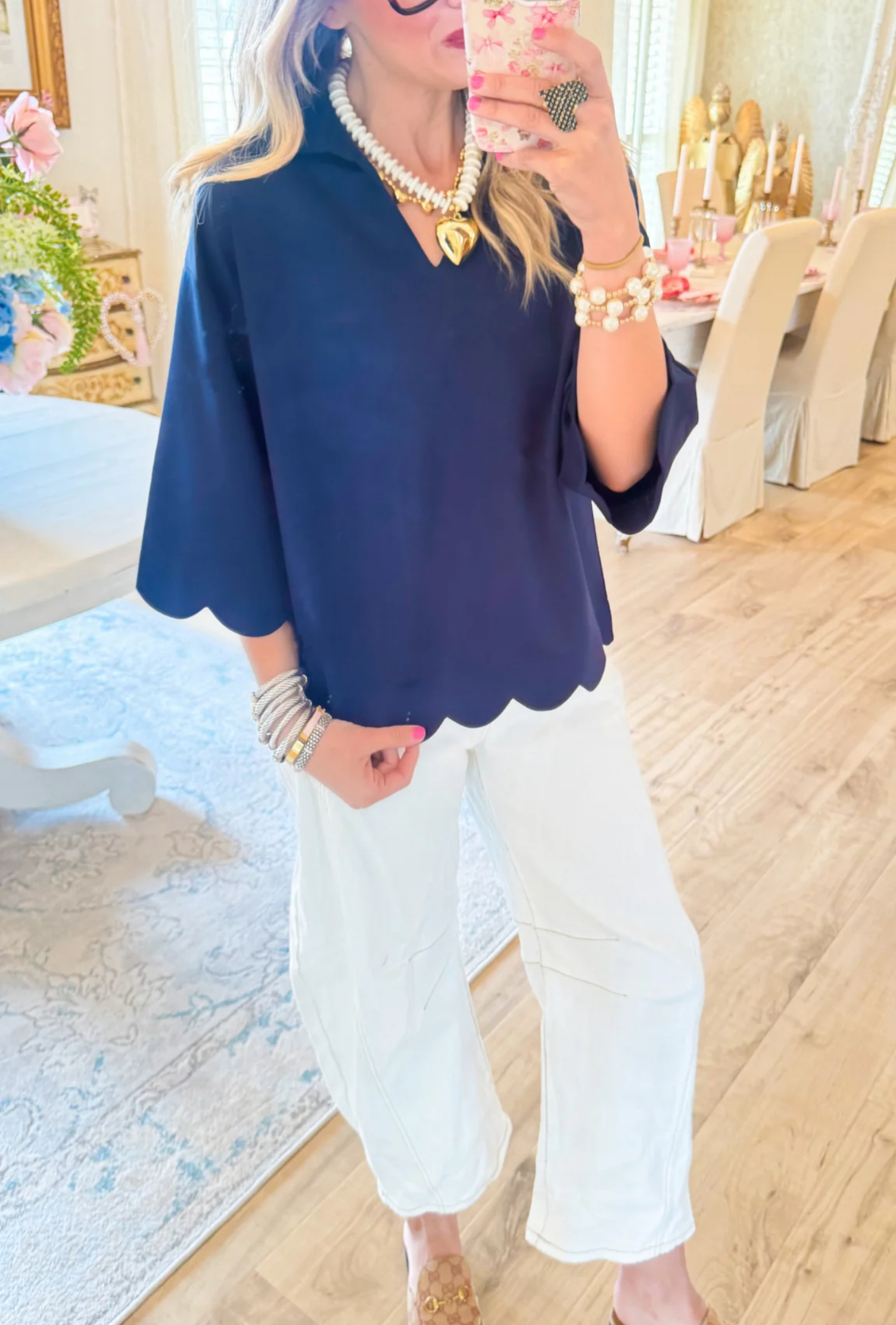 Scallop Edge Detail Solid Top