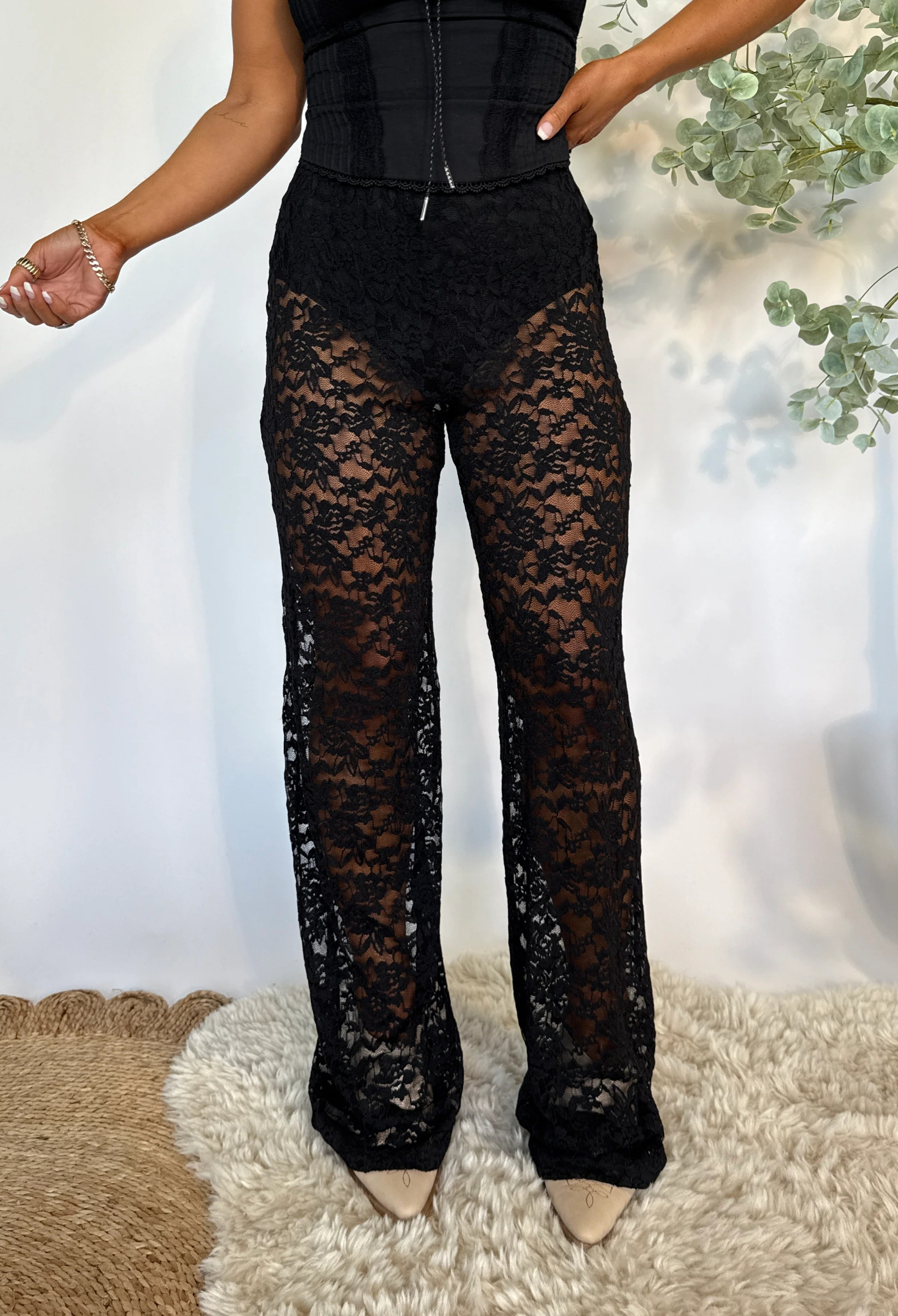Statement Lace Pants Black