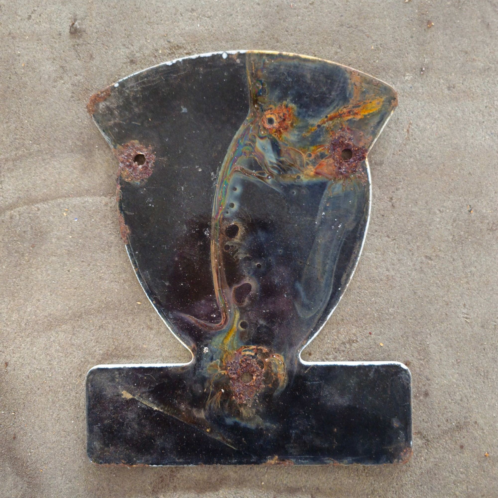 DIE CUT SUPER FINA ALKYL-GAS PORCELAIN SIGN