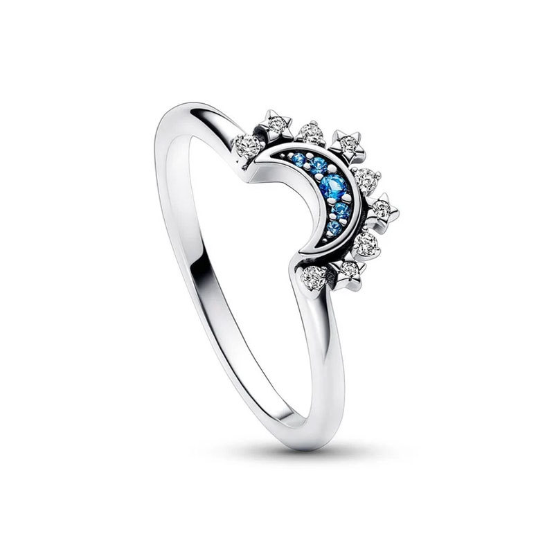 Moon and Star Ring Set