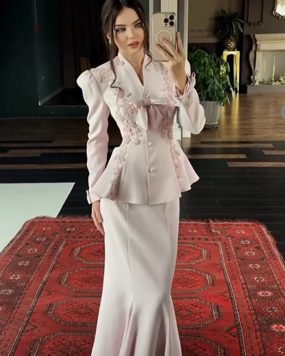 French Socialite-Style Two-Piece Set with 3D Floral Embellishments
