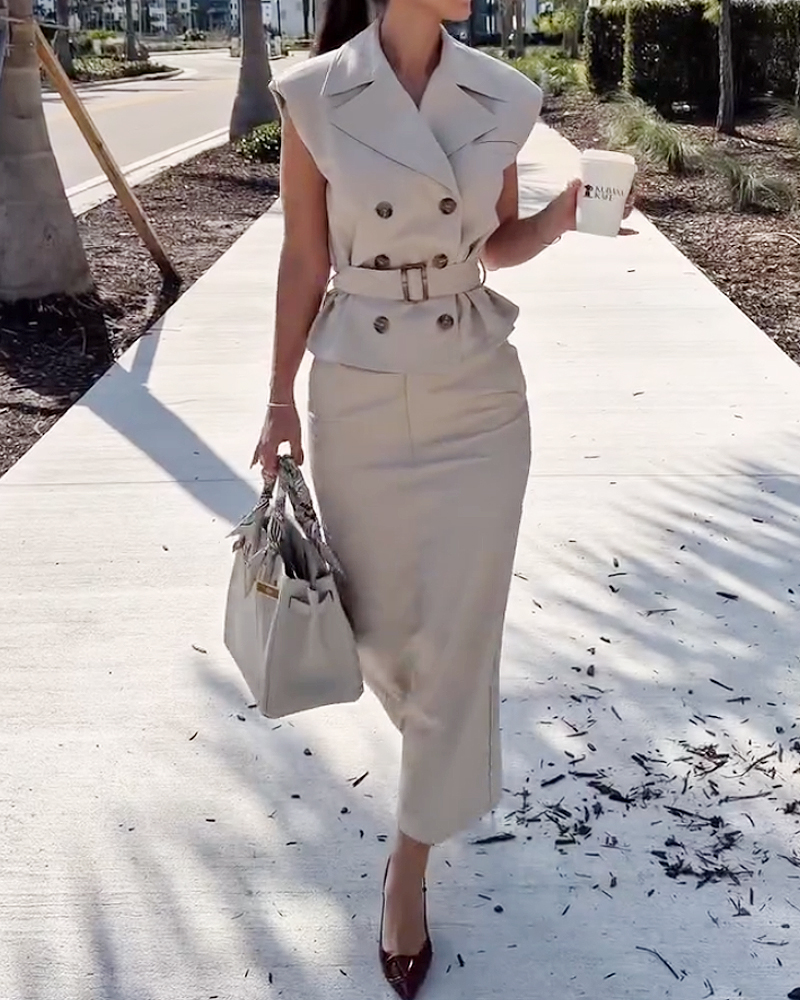 Collarless sleeveless solid color two-piece set