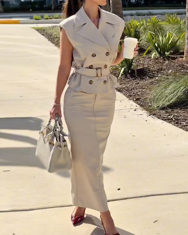 Collarless sleeveless solid color two-piece set