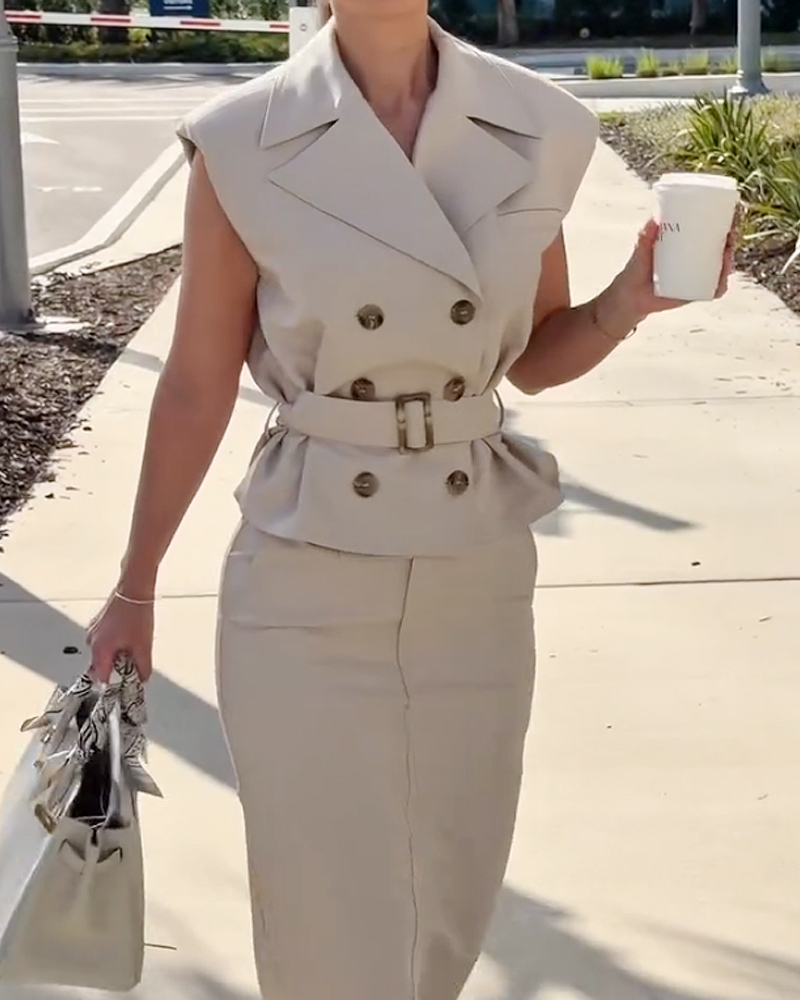 Collarless sleeveless solid color two-piece set