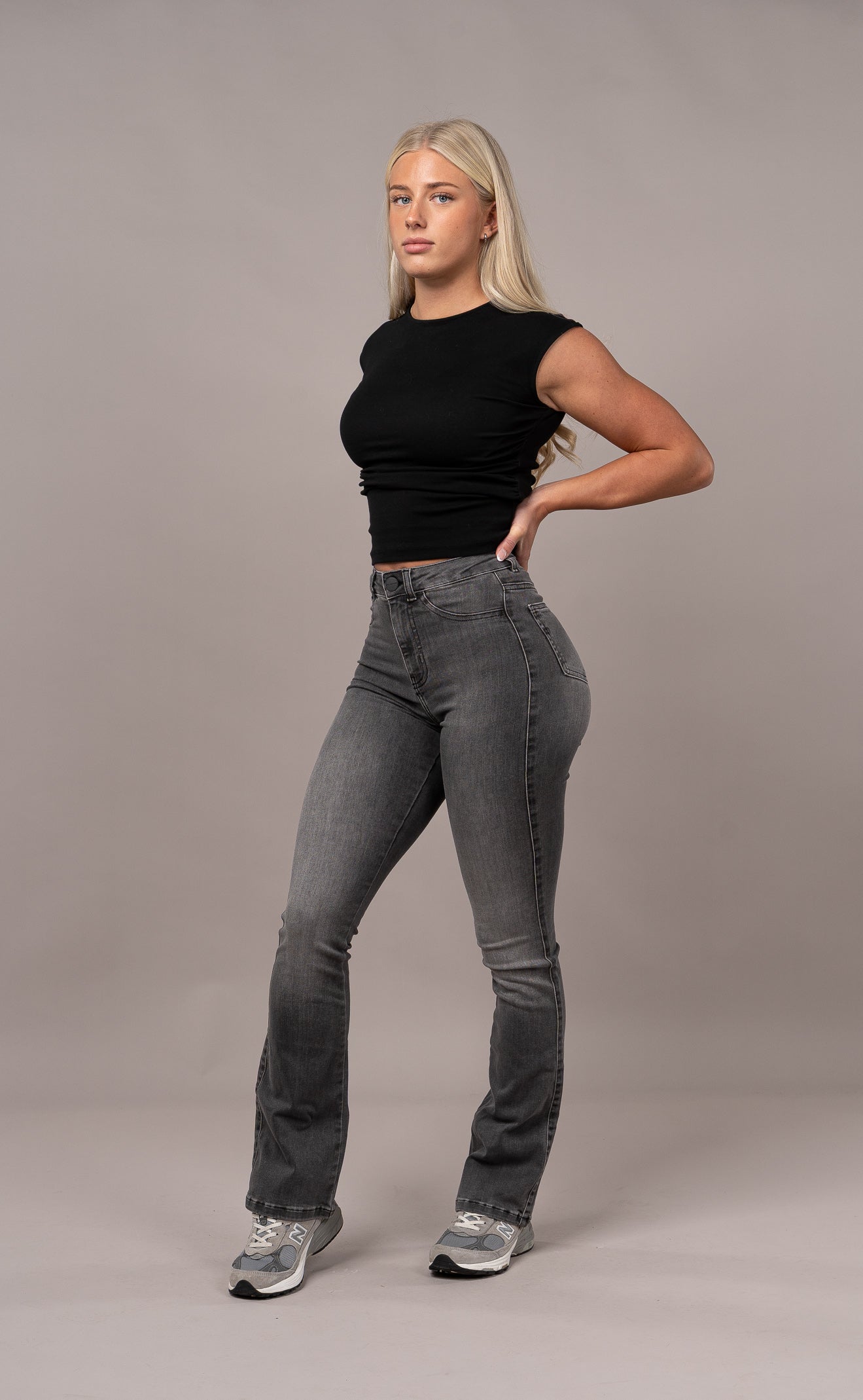 Womens Flared Fitjeans - Grey