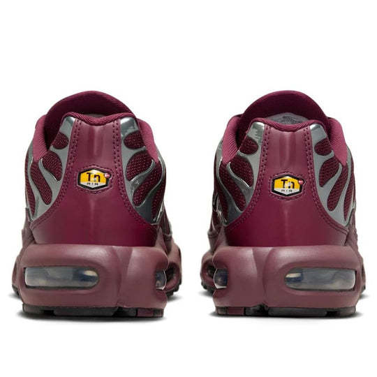 Nitheke Air Max Plus SE 'Night Maroon Metallic Silver'