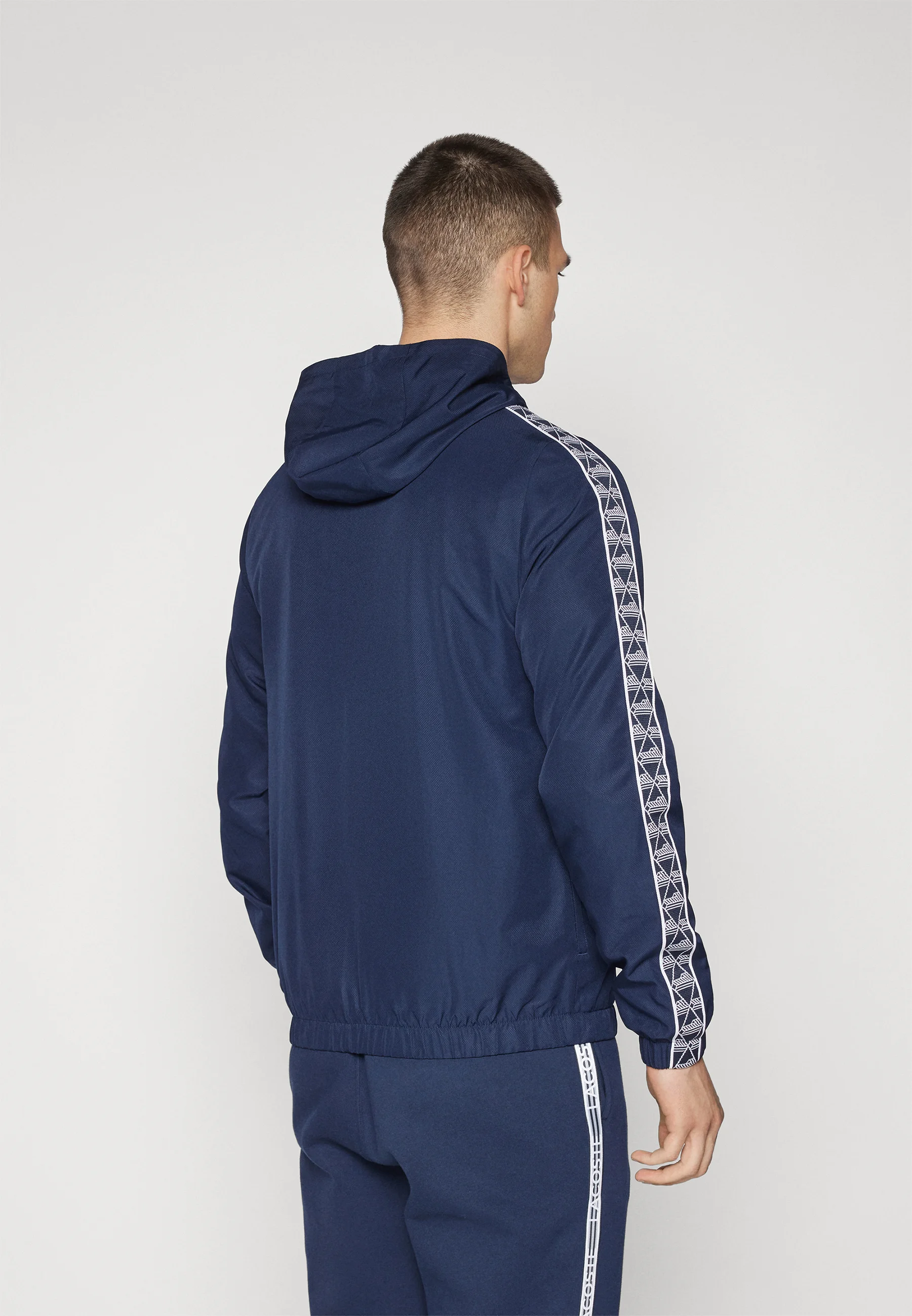 Veste de survêtement