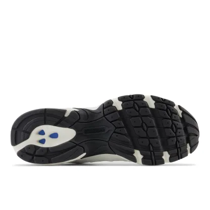 New Balanthece 530 - Sea Salt with Ice Blue and Silver Moss