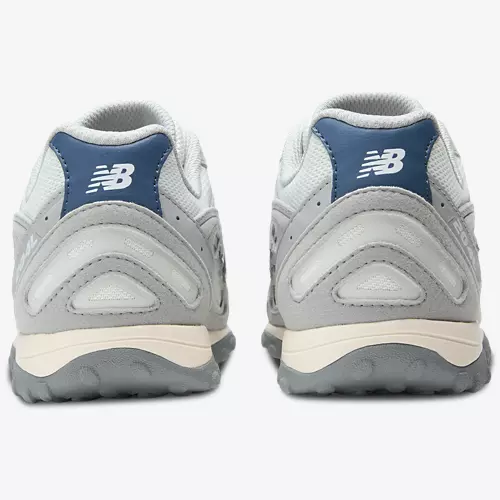 New Balance 204L
