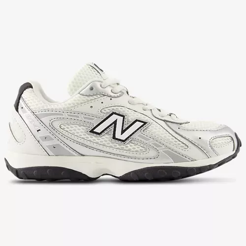 New Balance 204L