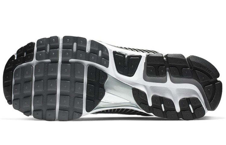 Nitheke Air Zoom Vomero 5