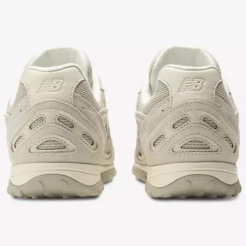 New Balance 204L