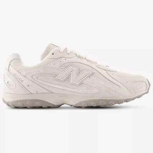 New Balance 204L