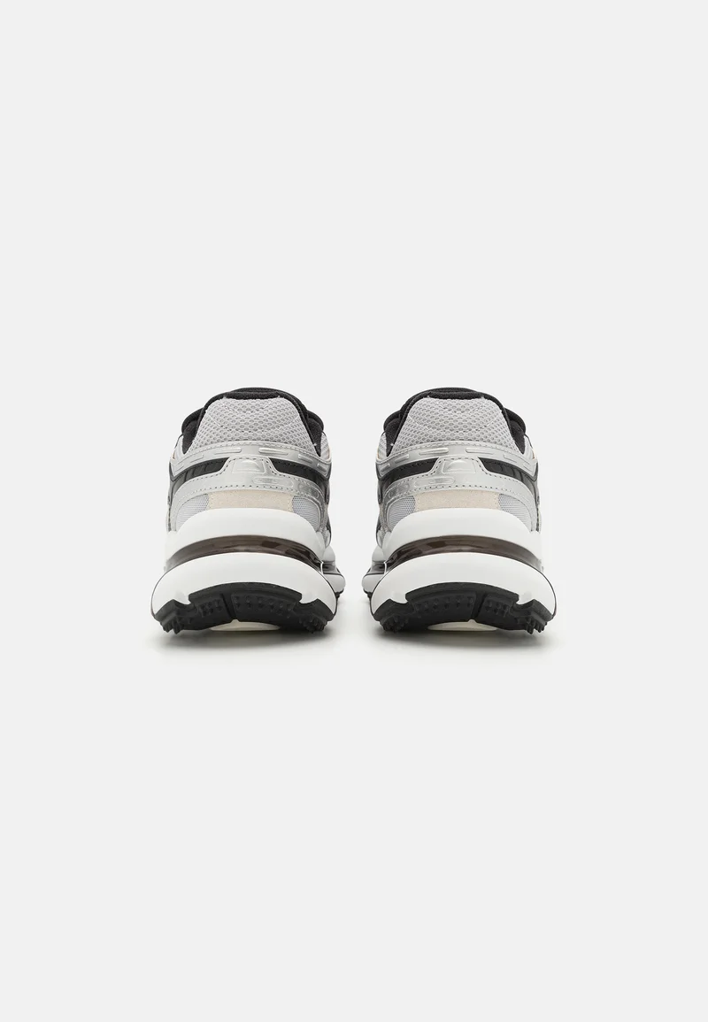 L003 2K24 - Baskets basses