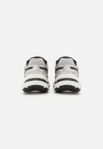 L003 2K24 - Baskets basses