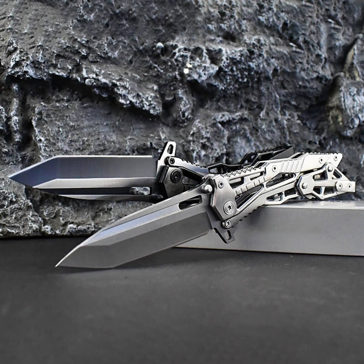💥2026 Hot Sale 50% OFF 💥Mechanical Armor Magic Folding Knife - GS32