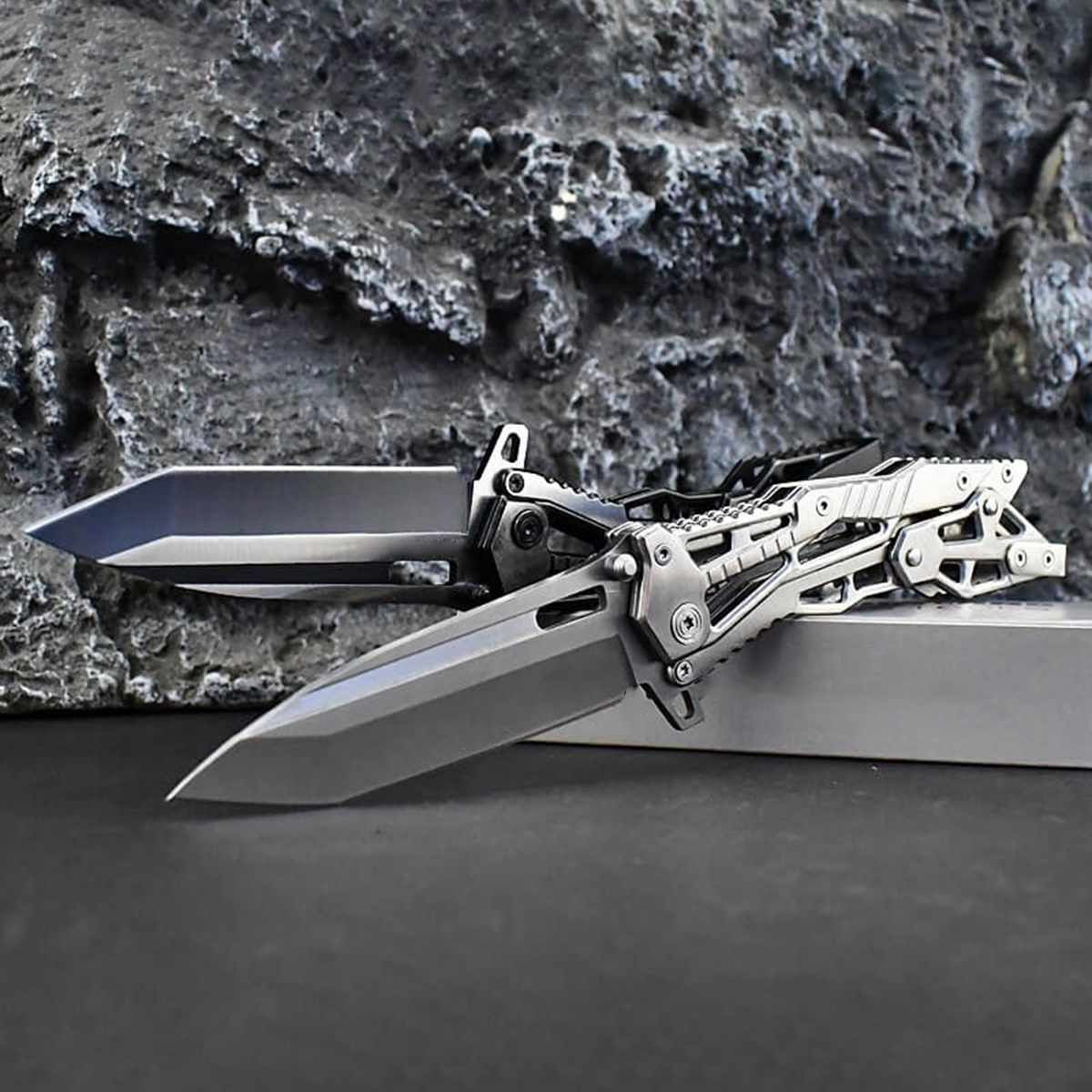 💥2026 Hot Sale 50% OFF 💥Mechanical Armor Magic Folding Knife - GS32