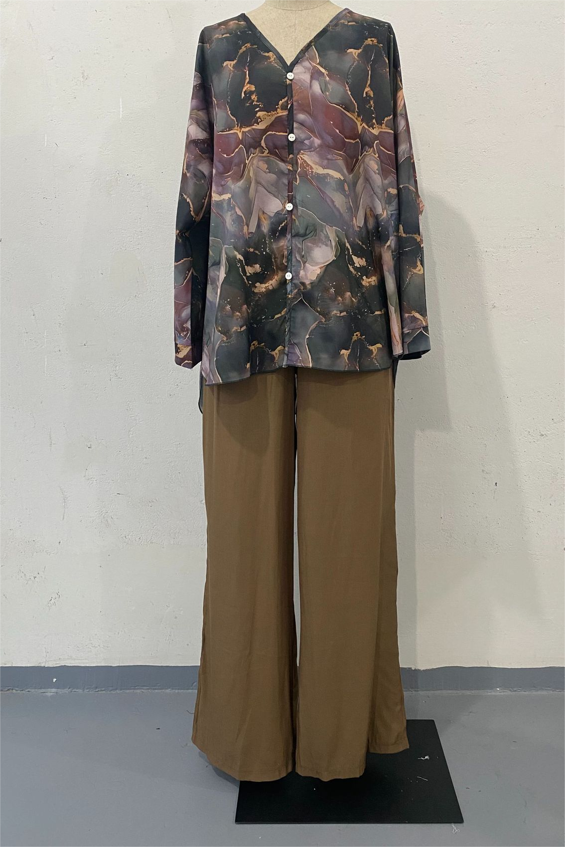 Hand-Painted Printed Shirt Wide-Leg Pants Suit