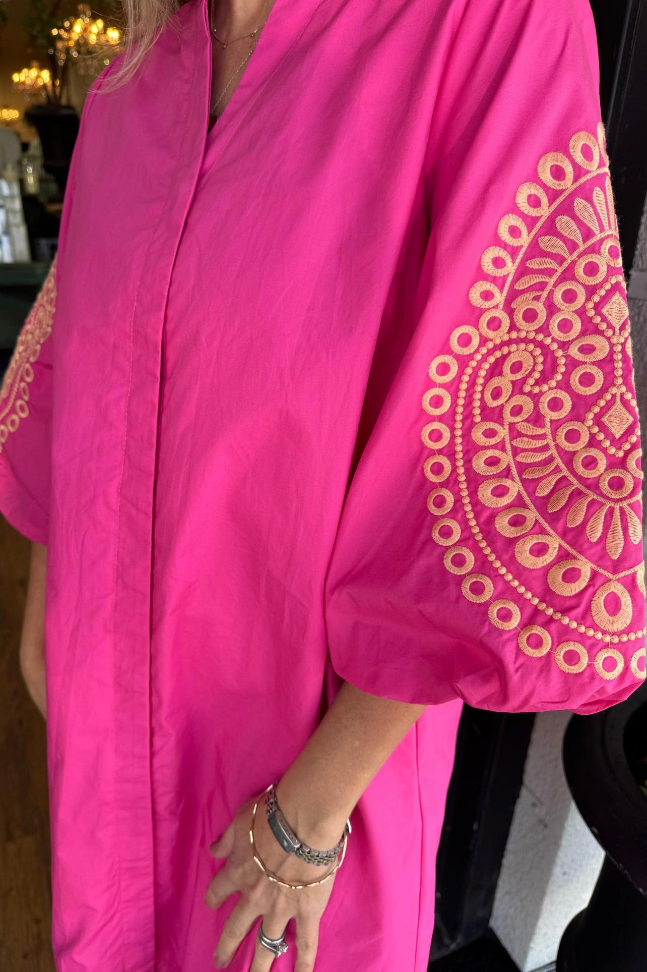 Embroidered puff-sleeved dress