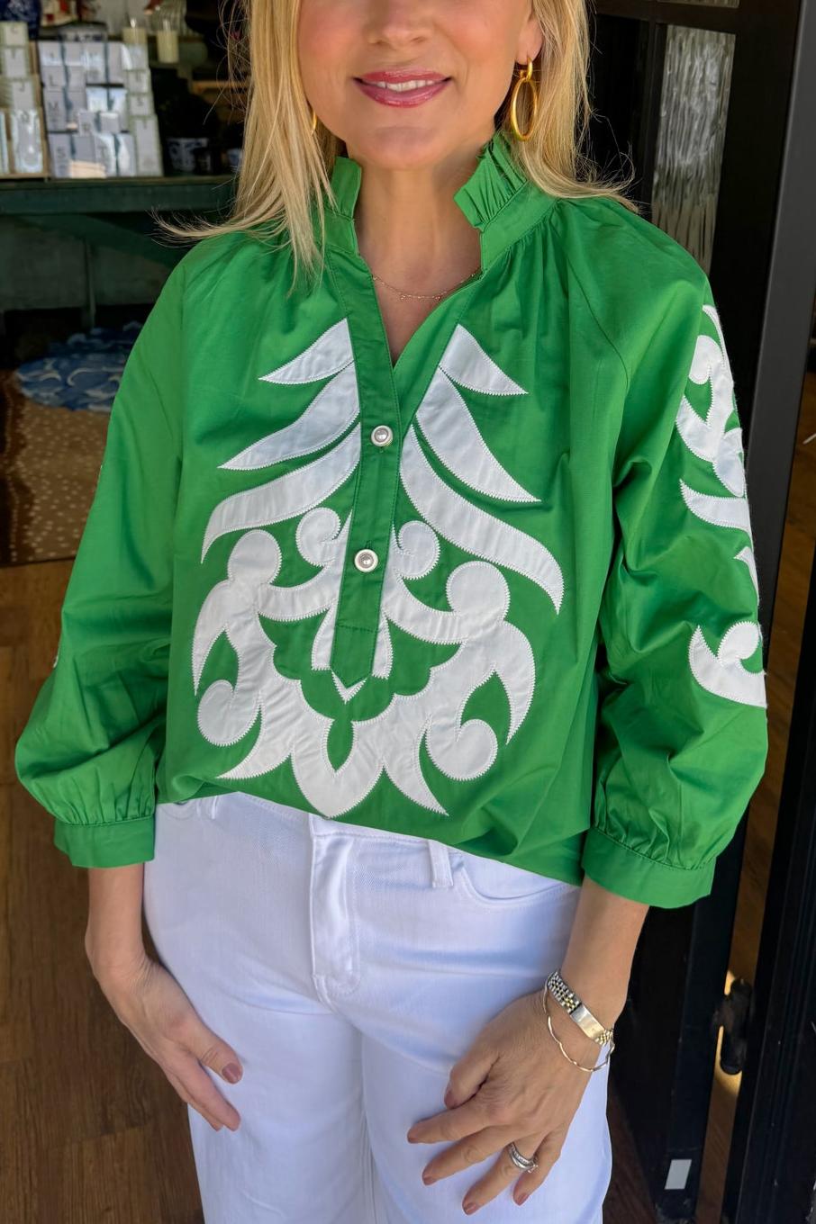  Abstract Puff Sleeve Top