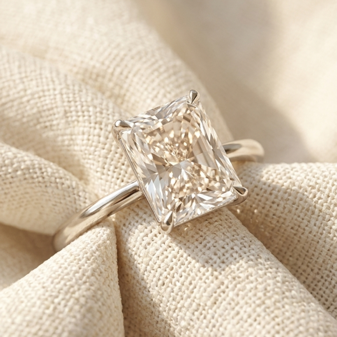 Radiate—Still Light Ring | Solitaire Radiant Diamond