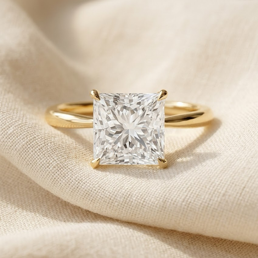 Radiate—Crowned Still Ring | Solitaire Princess Diamond