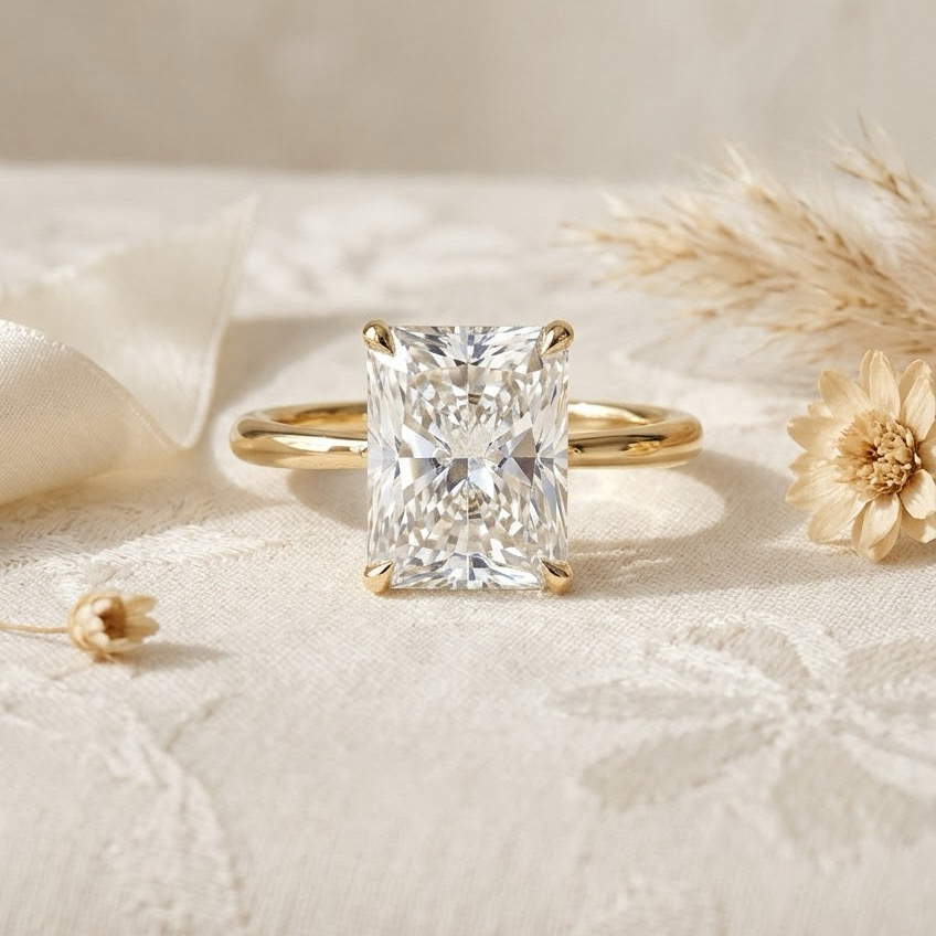 Radiate—Crown Still Ring | Solitaire Radiant Diamond with Hidden Halo