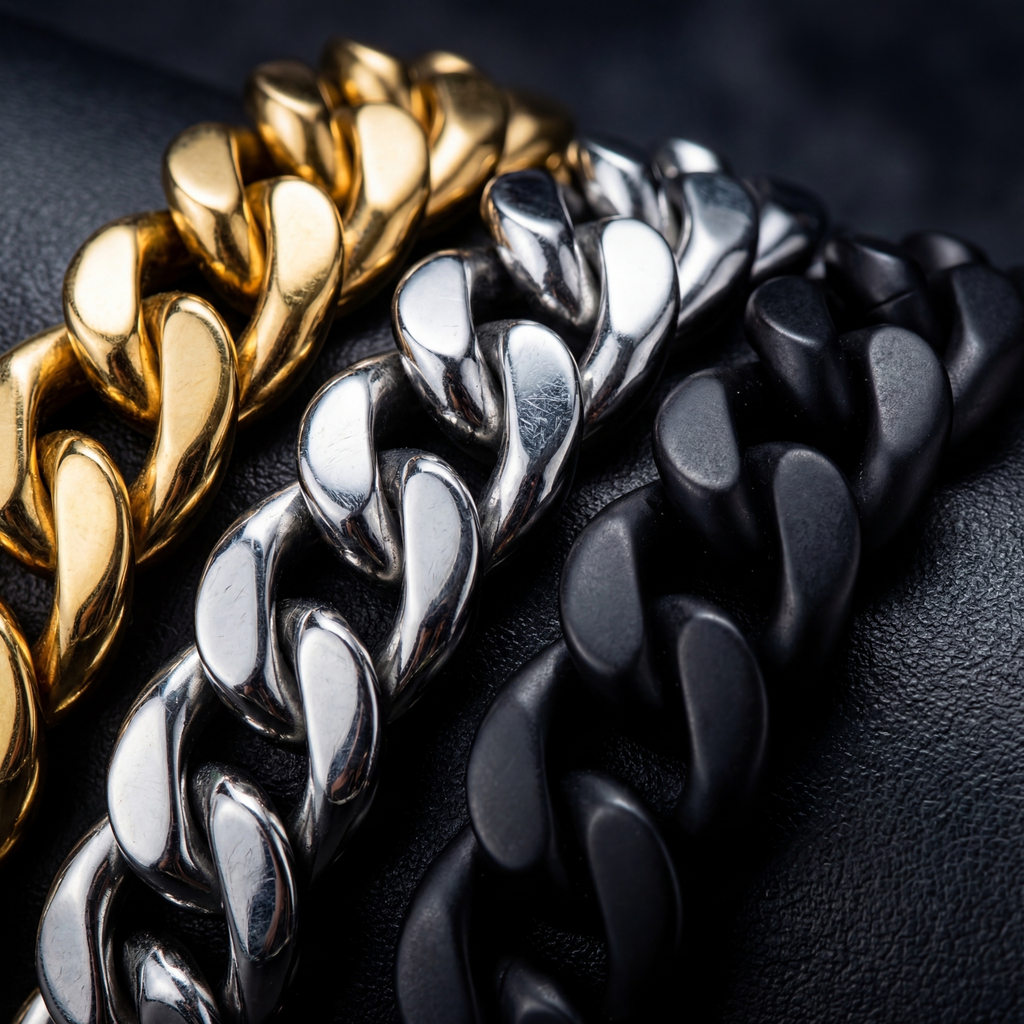 Men’s Cuban Chain Bracelet – 11mm Stainless Steel, Heavy & Minimalist，Bold Cuban Chain Bracelet for Men | Clean Street Style