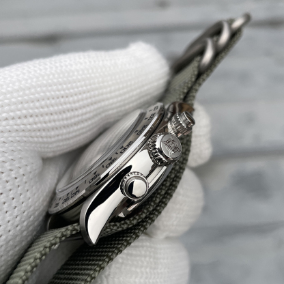 2026 STEELFLIER Official SF733 Quartz Watch 200M Waterproof BGW9 Luminous VK63 Mute Movement Men Wristwatch