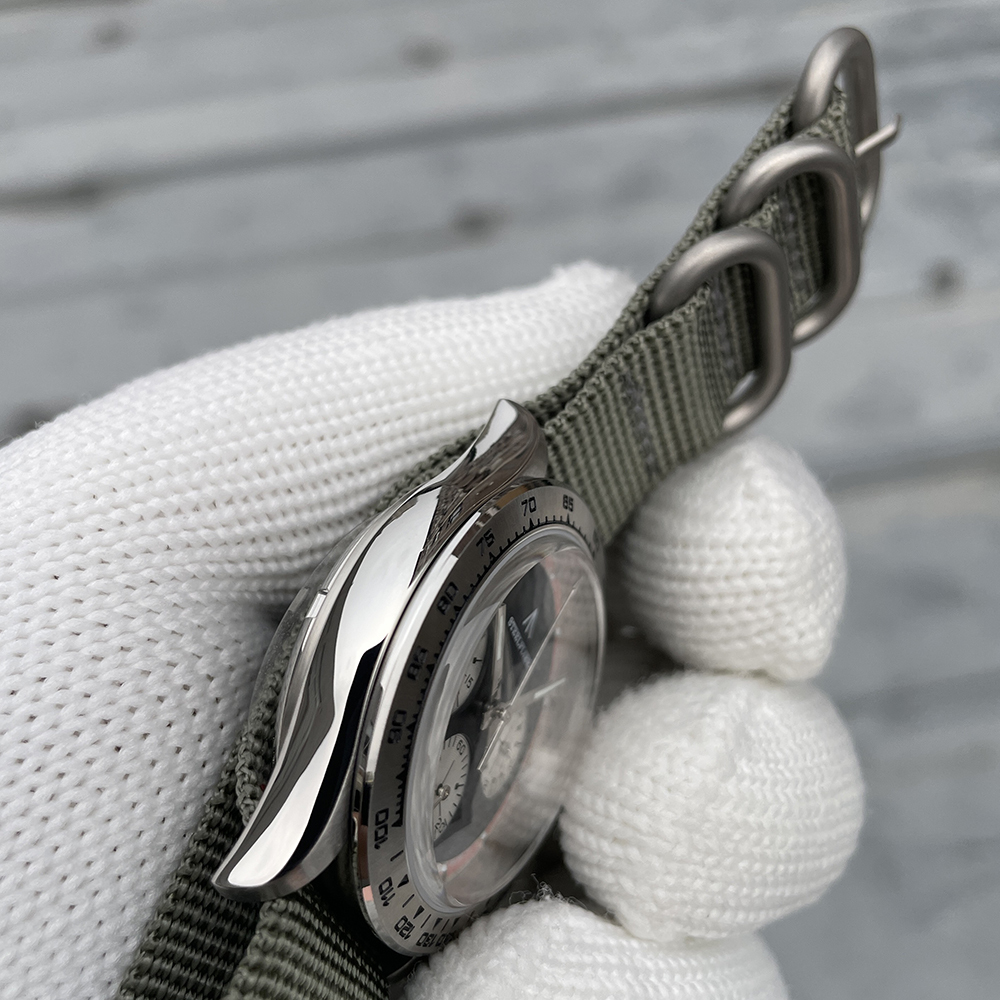 2026 STEELFLIER Official SF733 Quartz Watch 200M Waterproof BGW9 Luminous VK63 Mute Movement Men Wristwatch