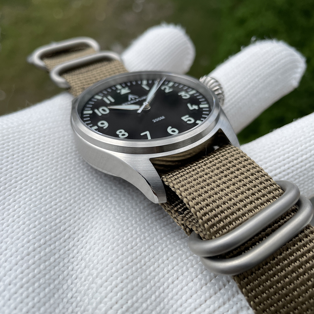 STEELFLIER Official SF743 Quartz Pilot Big Onion Crown Swiss Luminous VH31 20Bar Waterproof Sapphire Crystal Luxury Dive Watch