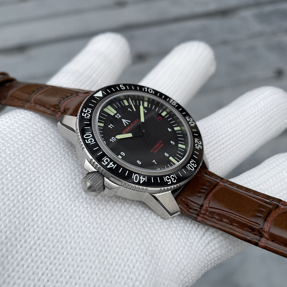STEELFLIER SF783 Luxury Automatic Dive Watch NH35 Movement 200M Waterproof Super C3 Luminous 316L Stainless Steel