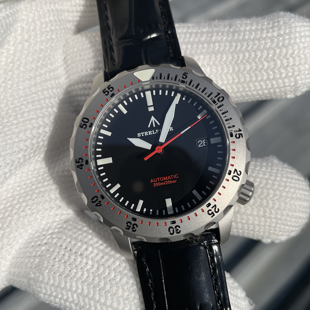 STEELFLIER Official SF755 NEW Luxury Mechanical Luminous Wristwatch NH35 Movt 200M Waterproof Stainless Steel Bezel Dive Watches