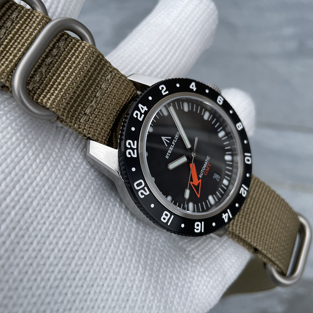 STEELFLIER Official SF793 Luxury GMT Mechanical Wristwatch Steel Bezel NH34 Movement Super Luminous 20Bar Waterproof Dive Watch